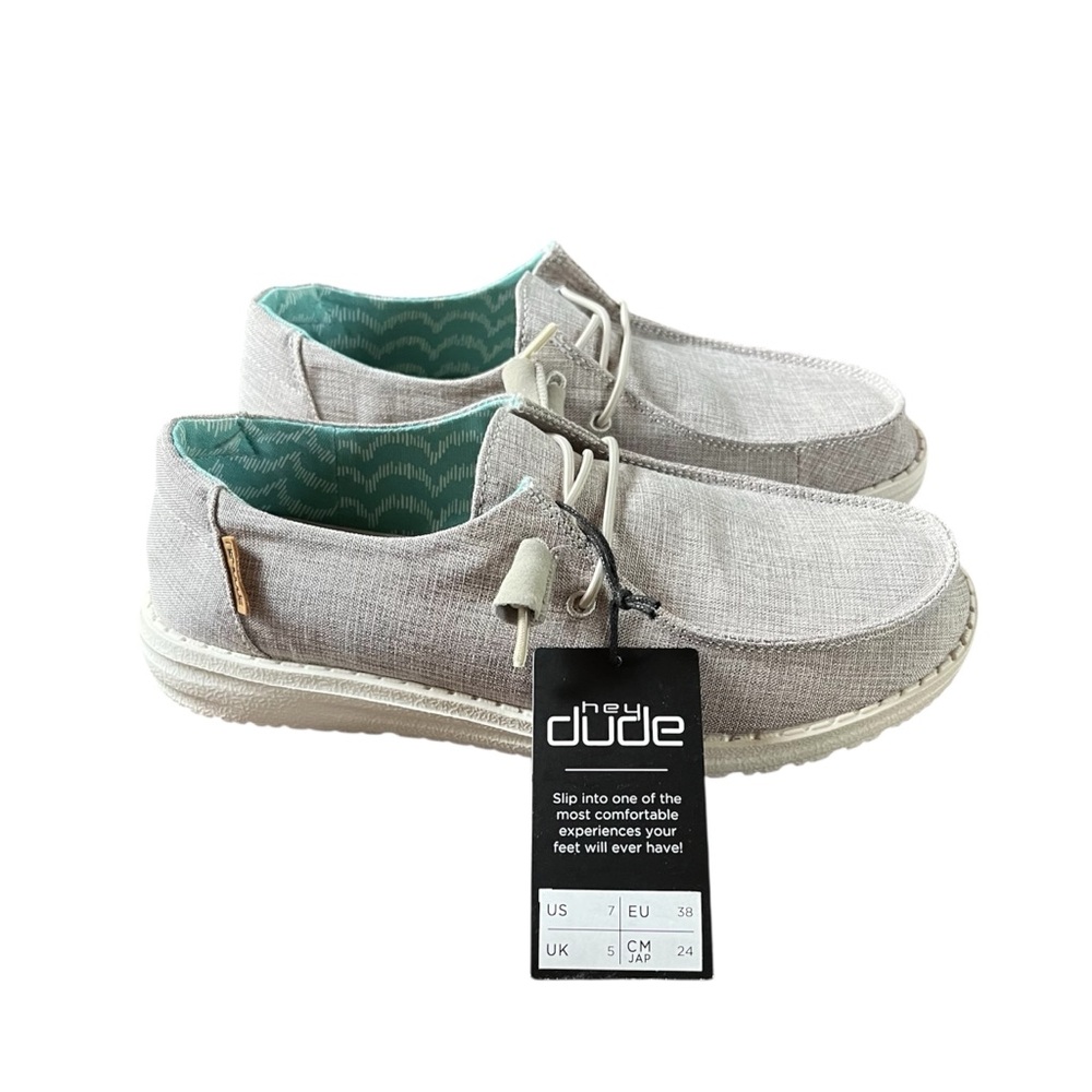 HEY DUDE | Wendy Chambray Beige Size 7